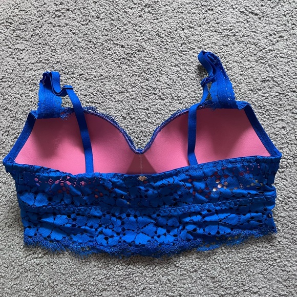 Pink lace bralette - Picture 2 of 2